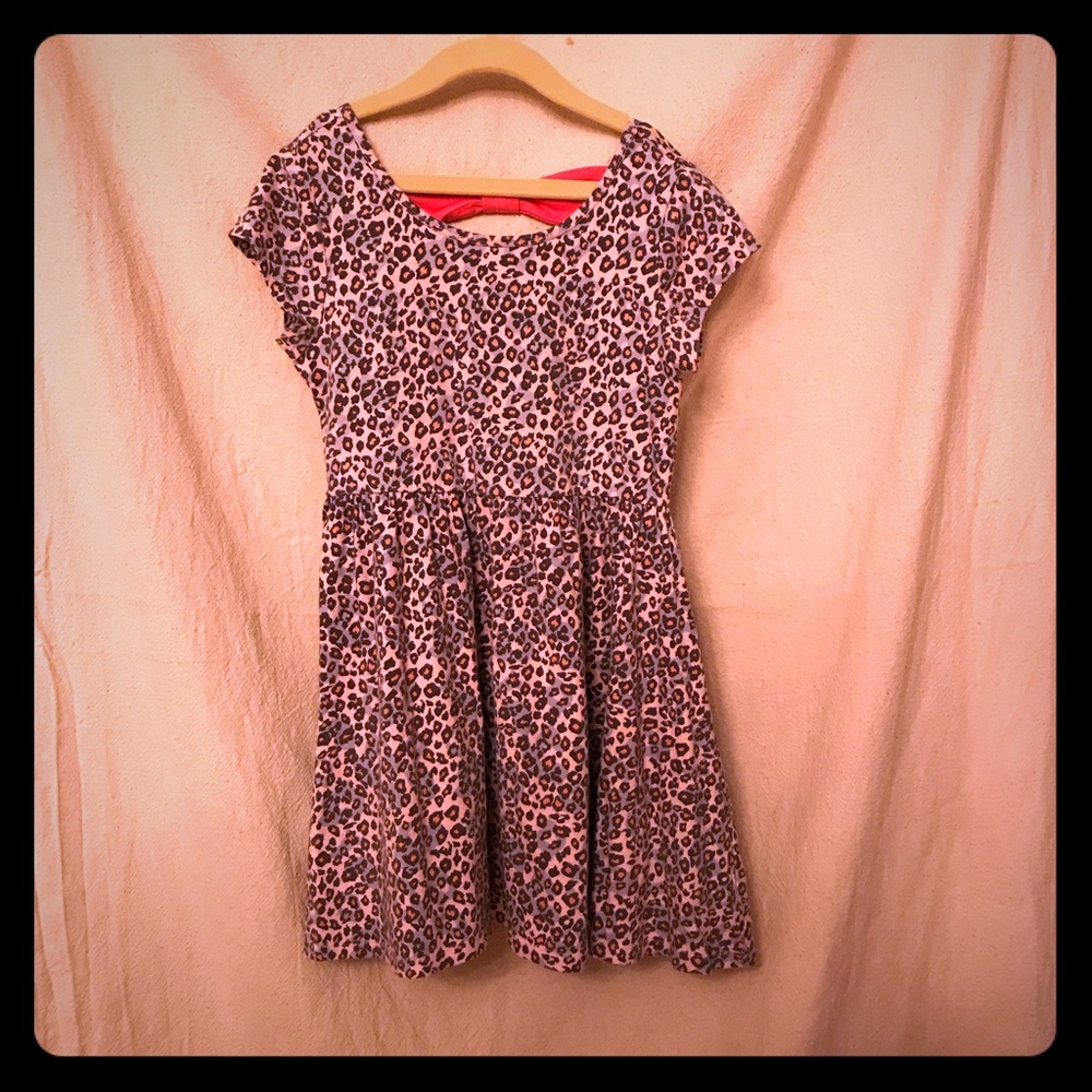 Girls pink leopard print a-line dress sz L